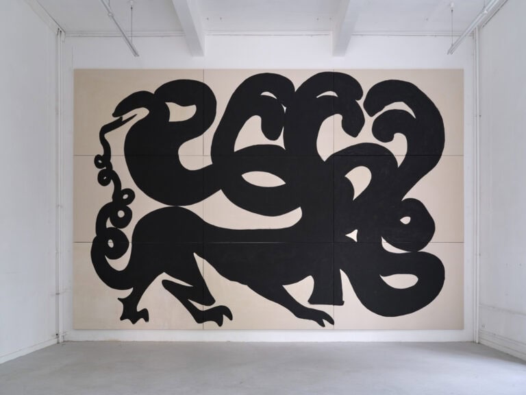 Foto: Kunstwerke in Galerieraum