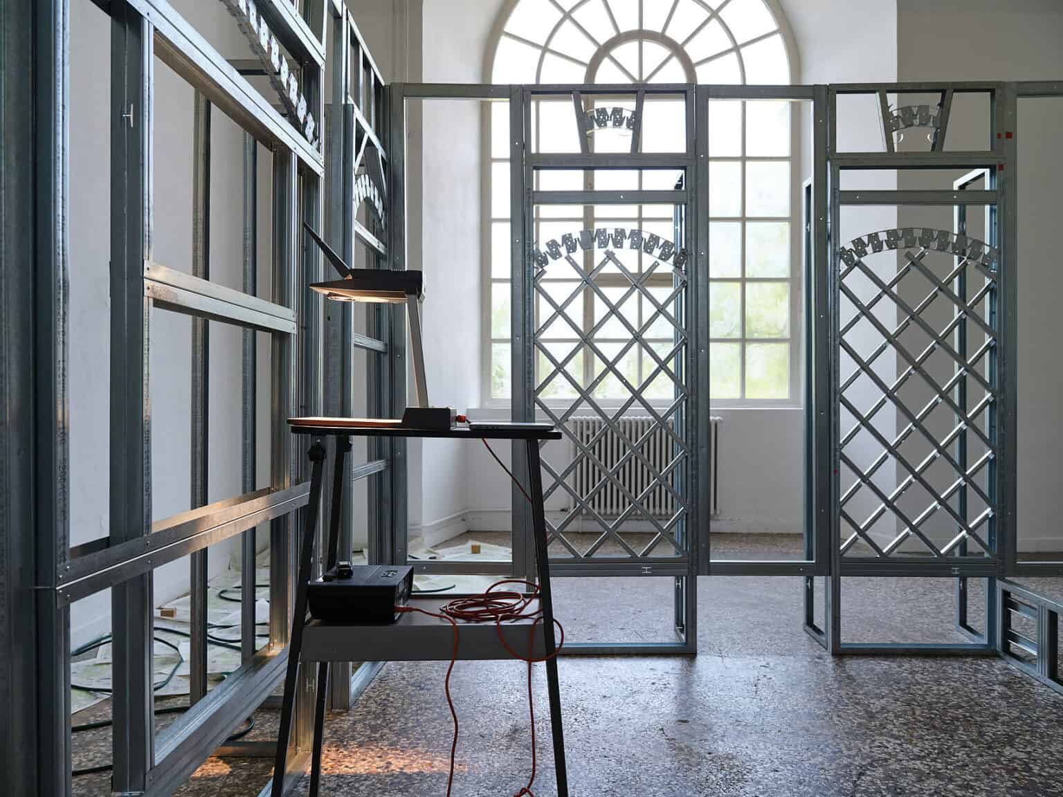 Foto: Kunstwerke in Galerieraum