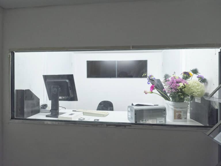 Foto: Kunstwerke in Galerieraum