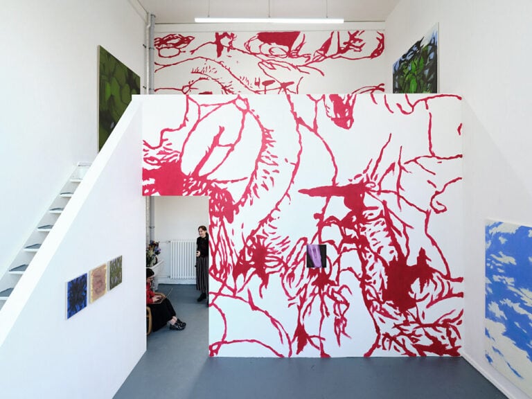 Foto: Kunstwerke in Galerieraum