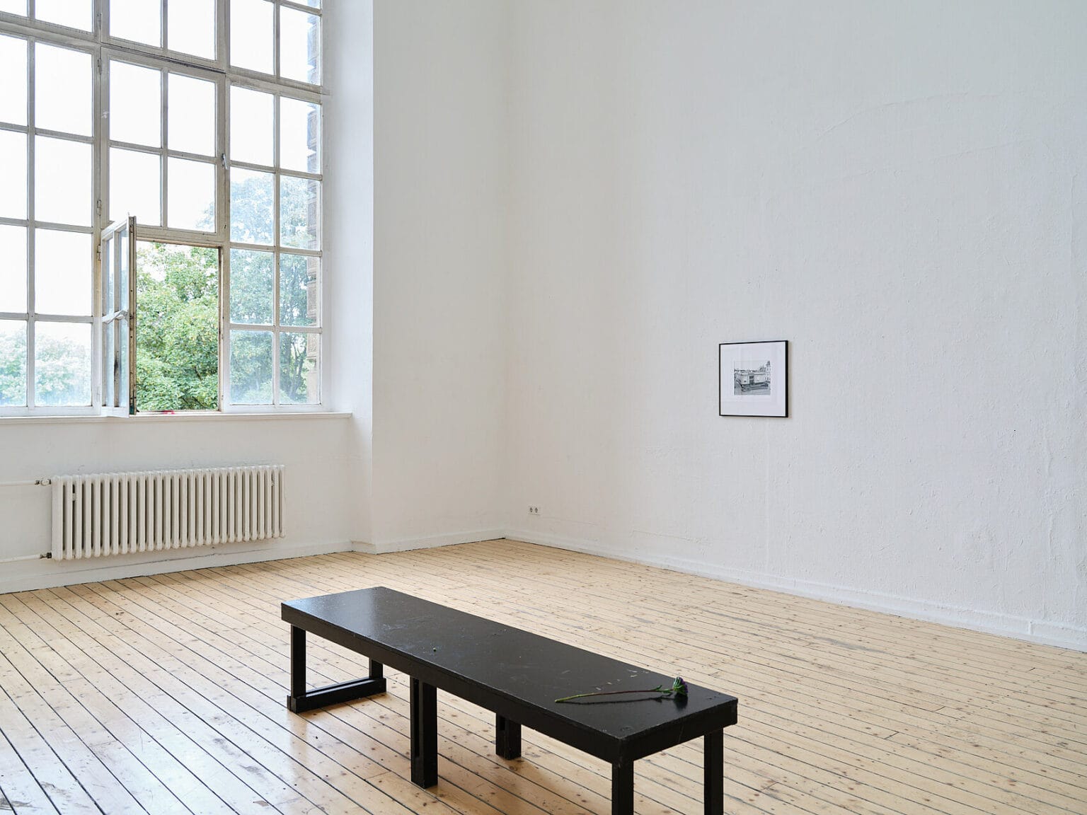 Foto: Kunstwerke in Galerieraum