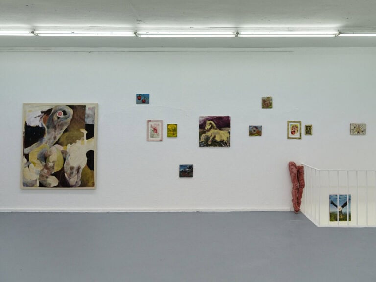 Foto: Kunstwerke in Galerieraum