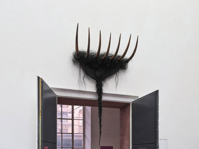 Foto: Kunstwerke in Galerieraum