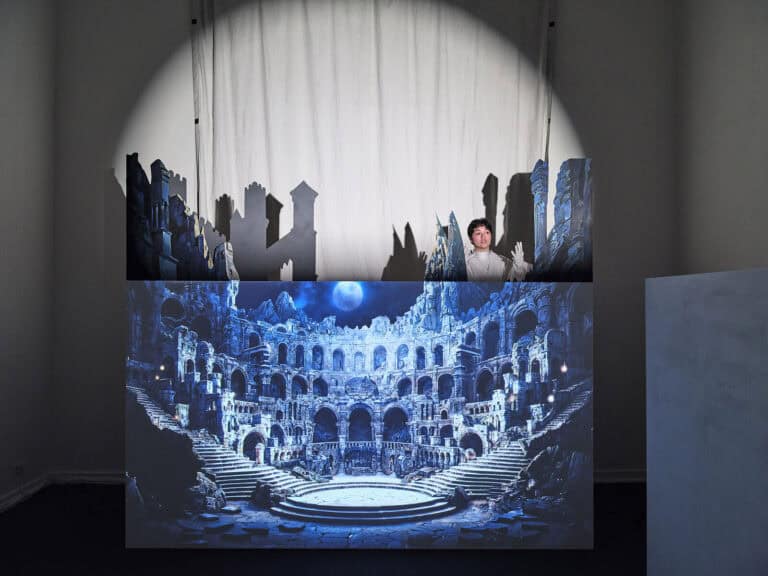 Foto: Kunstwerke in Galerieraum