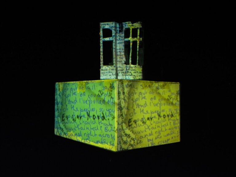 Foto: Kunstwerke in Galerieraum