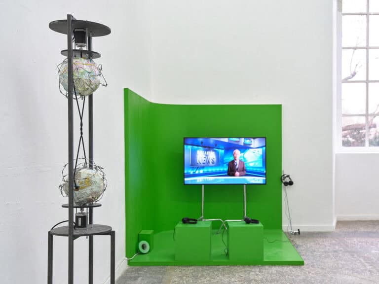 Foto: Kunstwerke in Galerieraum