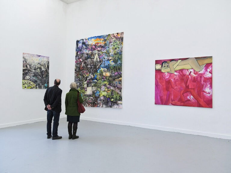 Foto: Kunstwerke in Galerieraum